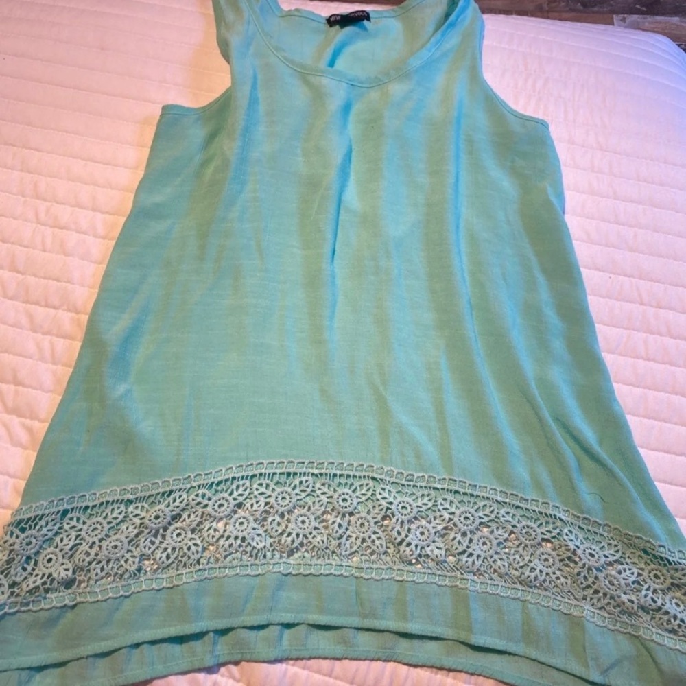 Woman’s flowing tank top